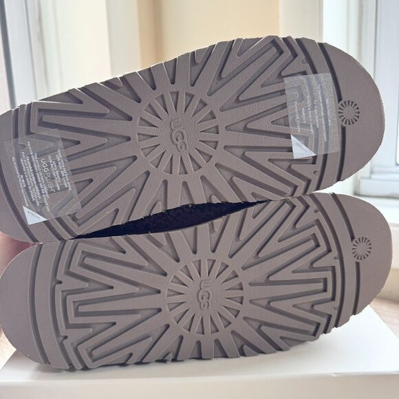 New UGG Tazz Maxi Curly Shearling Platform Slippers Chestnut Brown Womens 8 - Picture 6 of 16